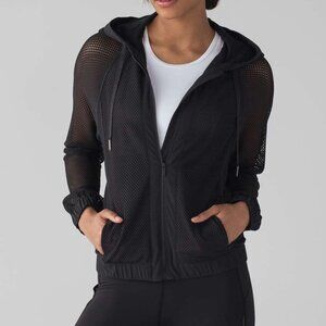Lululemon Relaxed Fit Mesh on Mesh Jacket Black Size 8 Very Excellent Condition!